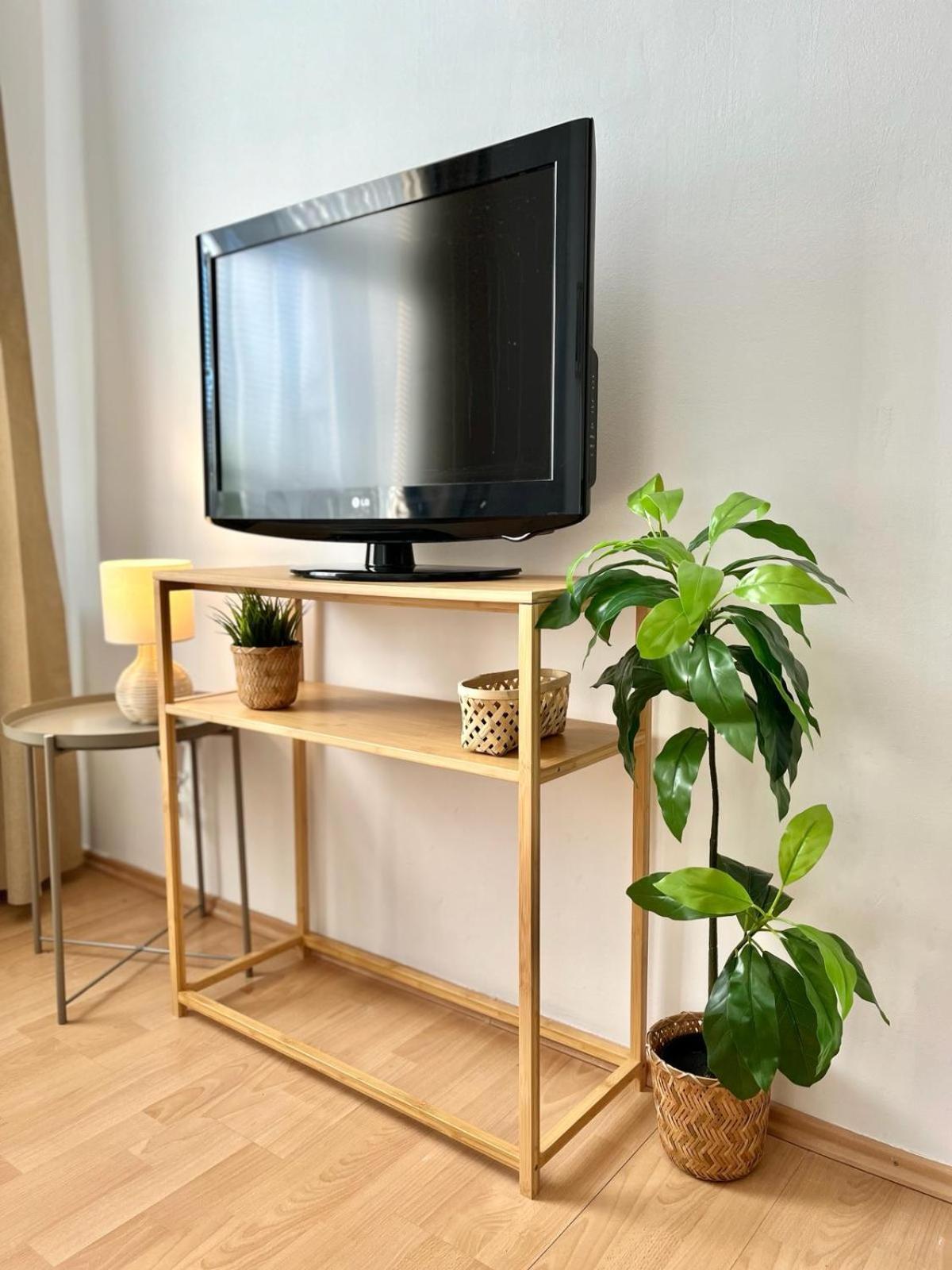 Apartment Caroline - Old Town, Ac Братислава Екстер'єр фото